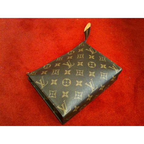 lv pochette toilette 19|louis vuitton poche.